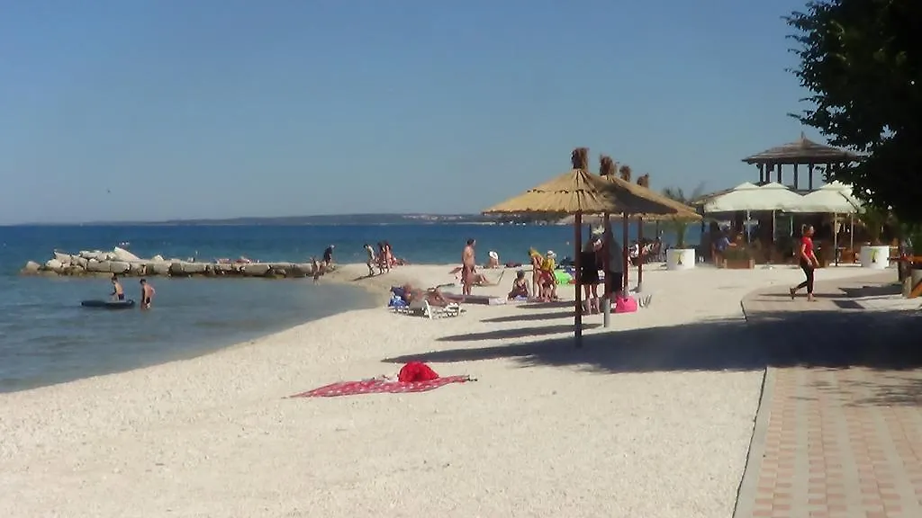 Guesthouse Adria Pula 3*,