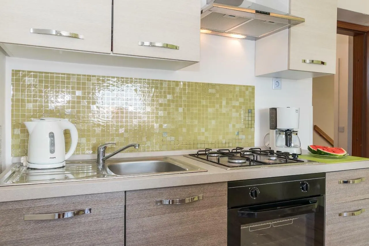 Guesthouse Adria Pula 3*,  Kroatien