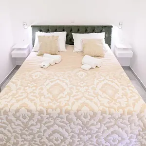 **** Gasthof Luxury And Gold Kroatien